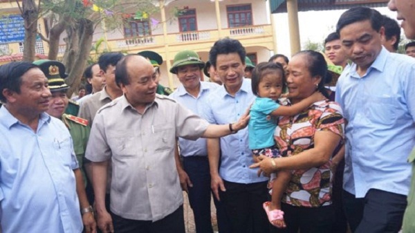 Thủ tướng Nguyễn Xuân Phúc: “Không để dân đói khát, bệnh dịch” - Hình 1