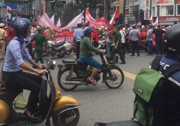 TP. HCM : Hơn 2.000 tiểu thương bức xúc ngừng buôn bán