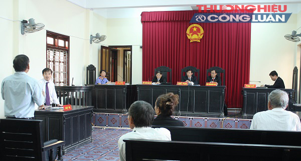 Trà Vinh: Buộc Công ty Thủy sản Trà Cú trả sổ đỏ cho dân