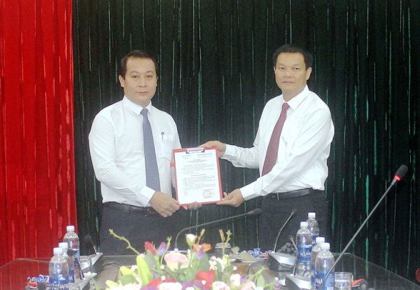 Vĩnh Phúc: Công bố Quyết định luân chuyển và chỉ định Bí thư Thành ủy Vĩnh Yên - Hình 1