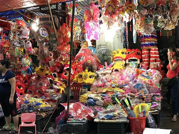 Hải Phòng: Tràn lan đồ chơi trung thu Trung Quốc