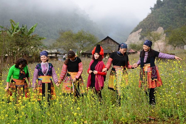 Về miền Tây Bắc qua ống kính nhiếp ảnh Đỗ Minh Tân