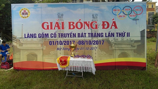 Khai mạc giải bóng đá thanh niên Làng gốm cổ truyền Bát Tràng lần thứ II