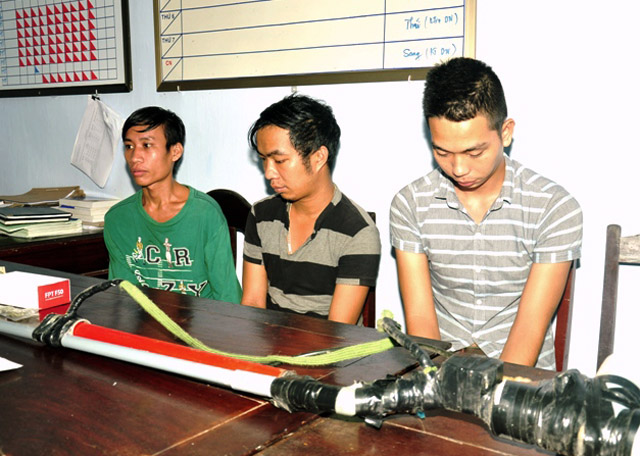 Huế: Bắt giữ đối tượng mua bán trái phép ma túy có sử dụng súng hơi