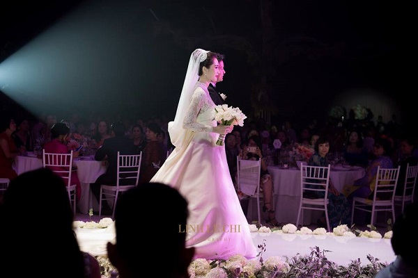 Toàn cảnh “đám cưới trong mơ” của Hoa hậu Thu Thảo - Hình 8