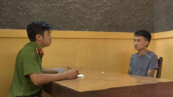 Hưng Yên: Khởi tố đối tượng hành hung, thu tiền bảo kê chủ máy gặt