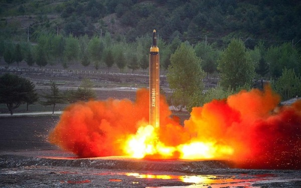 Nghị sỹ Nga: Triều Tiên chuẩn bị phóng tên lửa đạn đạo liên lục địa - Hình 1