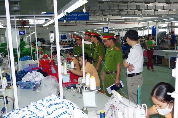 Hà Nam: Đảm bảo an ninh trật tự khu công nghiệp Đồng Văn - Hình 1