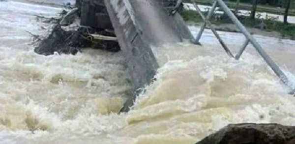 Thủ tướng chỉ đạo tập trung khắc phục hậu quả mưa lũ