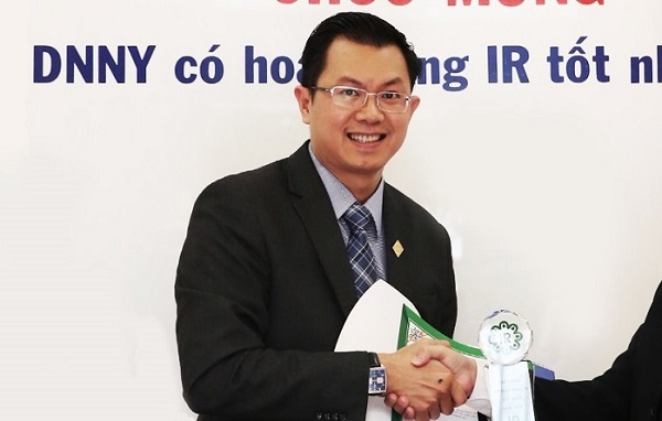 Thôi nhiệm một phó tổng giám đốc của Sacombank