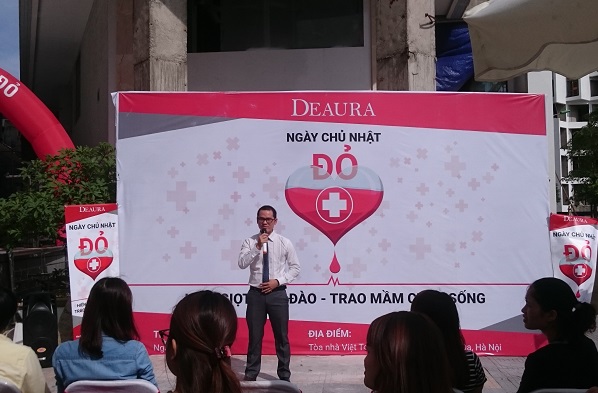 Gần 500 nhân viên Deaura tham gia Ngày Chủ nhật Đỏ