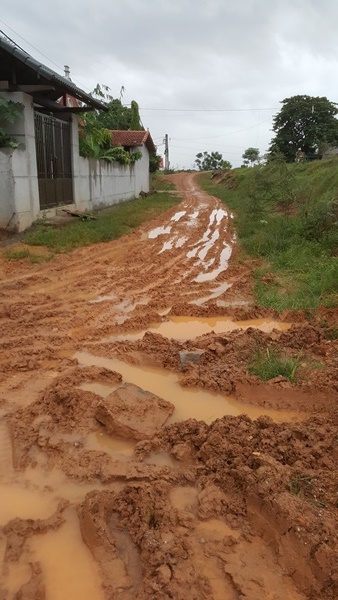 Vĩnh Phúc: Dân “kêu trời” vì dự án thi công kiểu “đánh trống bỏ dùi”