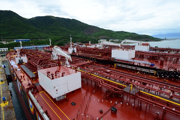 Nhà máy tàu biển Hyundai- Vinashin (HVS): Tổ chức lễ đặt tên 3 tàu trọng tải 75.000 tấn - Hình 3