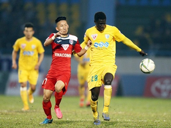 V-League: Than Quảng Ninh – FLC Thanh Hóa rượt đuổi tỷ số kịch tính - Hình 1