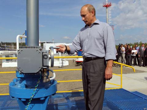 Ông Putin vui mừng công bố kinh tế Nga - Hình 2