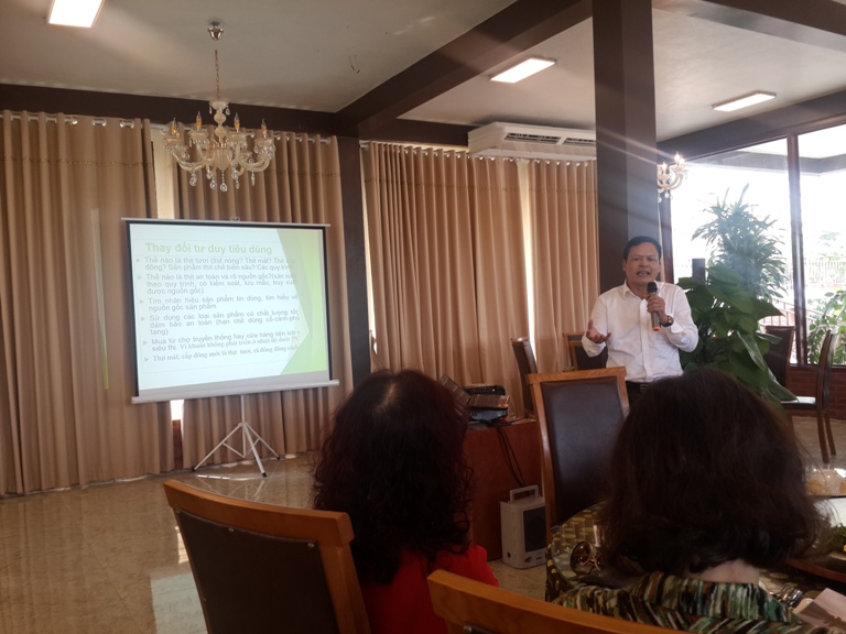 Tham quan chuỗi thực phẩm 3F và trang trại lợn sạch