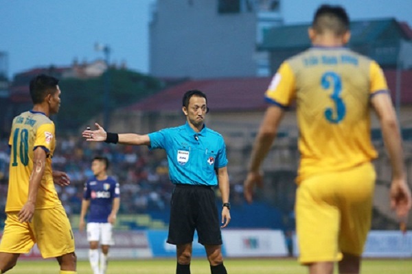 Trọng tài Malaysia cầm còi trận cầu “tâm điểm” Hà Nội – Than Quảng Ninh - Hình 1