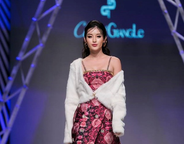 Huyền My tái xuất sàn diễn sau khi lọt top 10 Miss Grand International 2017