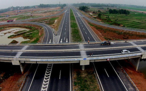 Đề xuất 2 phương án về giá dịch vụ tại dự án cao tốc 118.000 tỷ