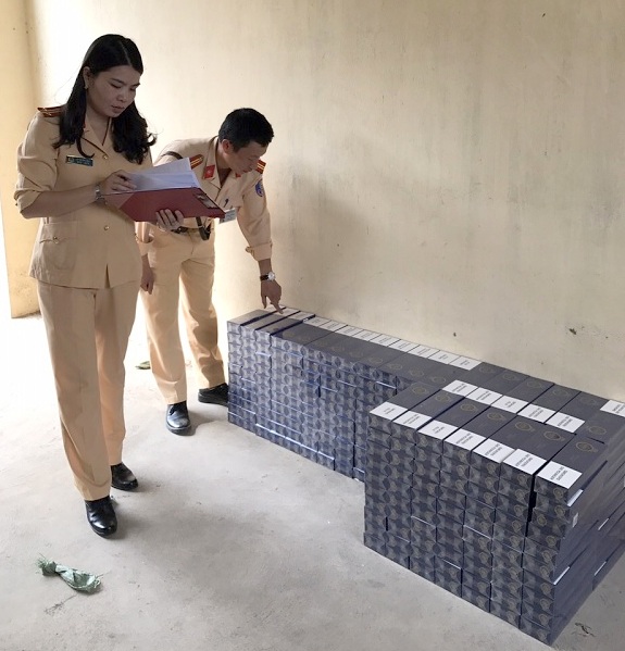 Thanh Hóa: Thu giữ 2.500 bao thuốc lá không giấy tờ hợp lệ