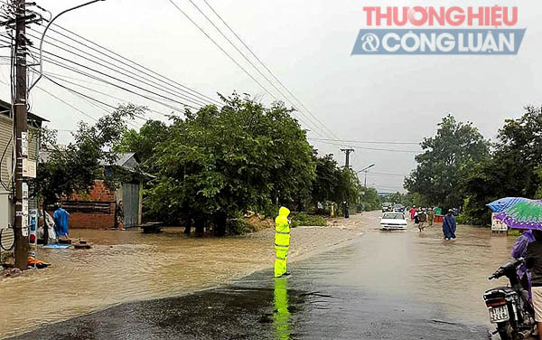 Gia Lai: Nhiều địa phương chịu ảnh hưởng nặng bão số 12 - Hình 4