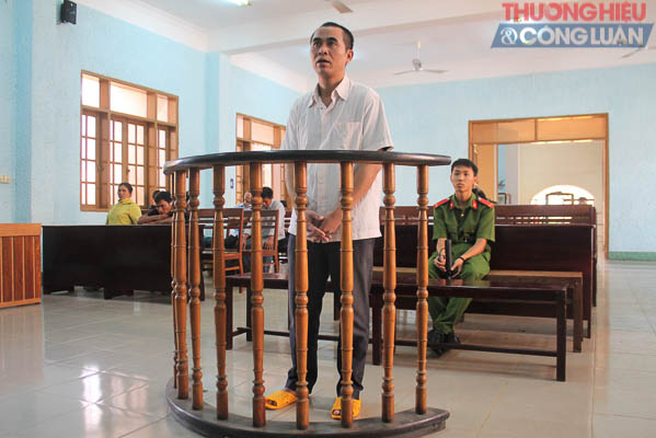 Gia Lai: Đánh chết bạn nhậu, thầy giáo tiểu học lãnh 12 năm tù giam