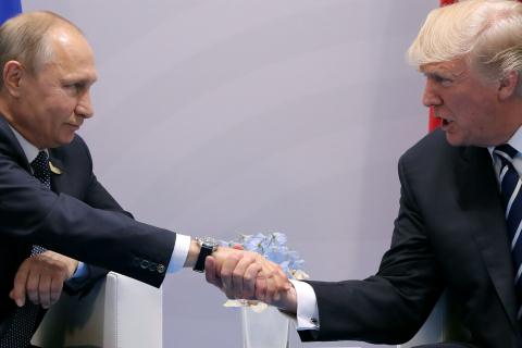 Ông Trump nói lời ngọt trước cuộc gặp ông Putin - Hình 2