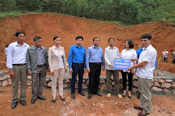 Vinamilk hỗ trợ 3 tỷ đồng cho người dân vùng lũ 3 tỉnh Yên Bái, Hòa Bình và Thanh Hóa - Hình 2
