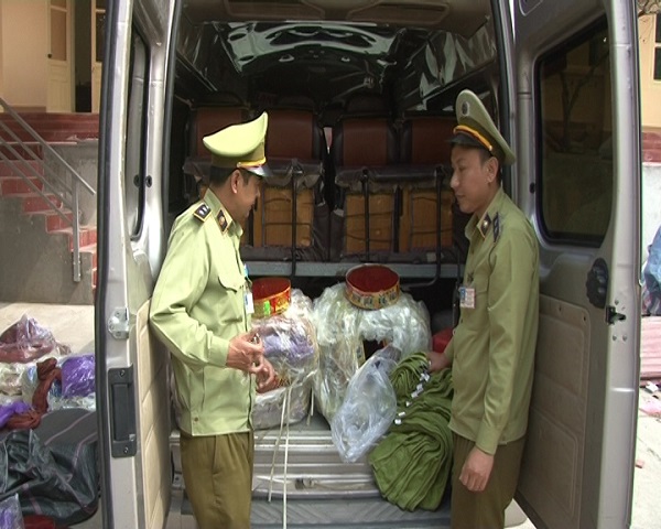 Lạng Sơn: Thu giữ gần 60 kg pháo nổ - Hình 1