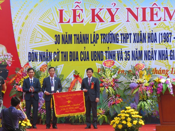 Trường THPT Xuân Hòa: Kỷ niệm 30 năm thành lập trường, chào mừng ngày 20/11