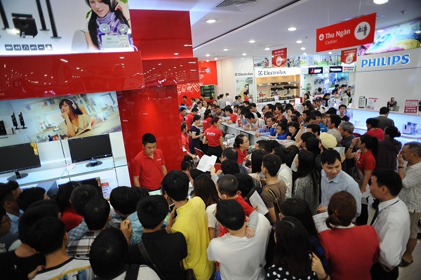 Gần 2.000 gian hàng ngập tràn ưu đãi trong dịp Vincom Black Friday 2017