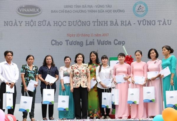 10 năm tiên phong - đồng hành cùng Chương trình 'Sữa học đường' vì một Việt Nam vươn cao - Hình 3