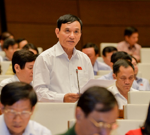 Đại biểu Bùi Quốc Phòng: Nên bổ sung công an xã vào lực lượng vũ trang nhân dân