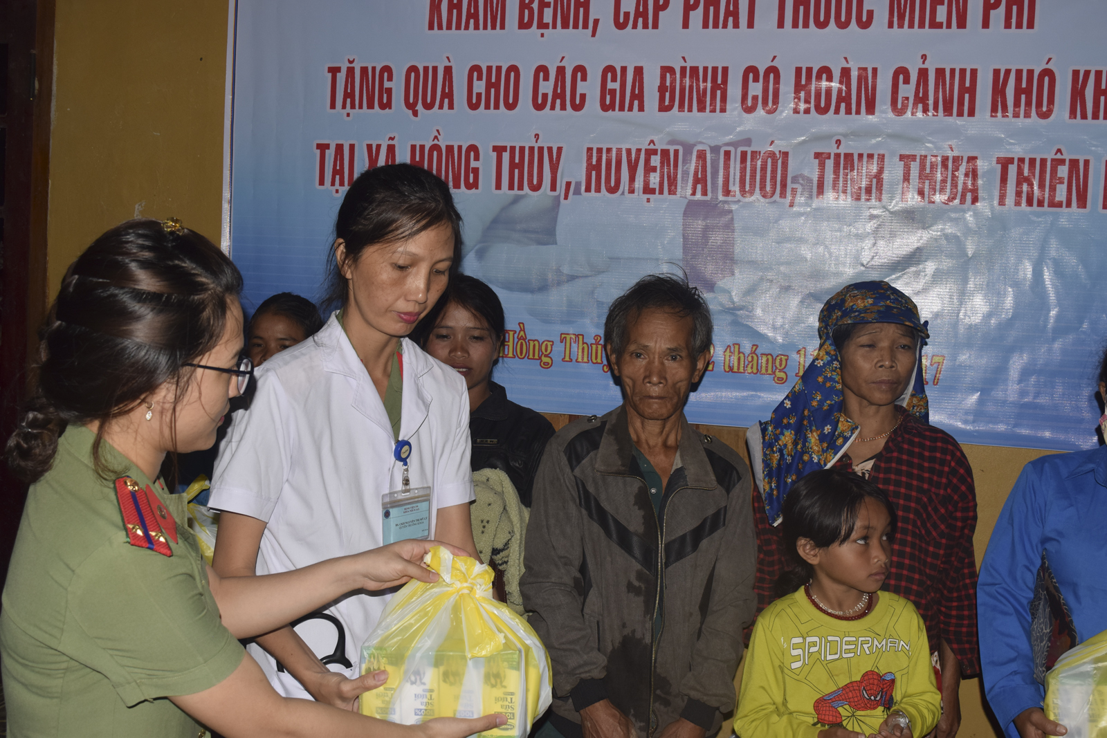 Thừa Thiên Huế: Bệnh viện 199 khám bệnh và cấp phát thuốc miễn phí tại A Lưới - Hình 1