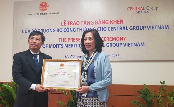 CENTRAL GROUP nhận Bằng khen của Bộ Công Thương vì thành tích quảng bá hàng Việt Nam - Hình 3