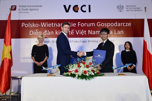 Vietnam Airlines và LOT ký kết hợp tác khai thác các đường bay giữa Việt Nam – Ba Lan - Hình 1