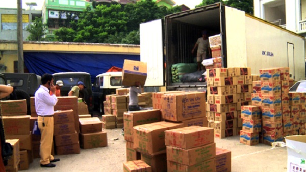 Chặn đứng gần 1 tấn kẹo từ Trung Quốc vào các tỉnh phía nam tiêu thụ