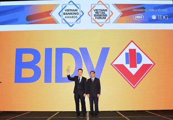BIDV năm thứ 2 liên tiếp nhận giải “Ngân hàng bán lẻ tiêu biểu nhất” - Hình 2