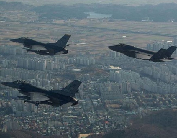 Mỹ - Triều Tiên thi nhau 'gióng trống trận' - Hình 4
