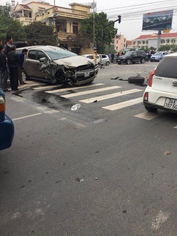 Hải Dương: Tai nạn giao thông liên hoàn, một người tử vong