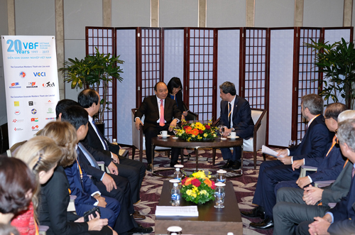 Thủ tướng dự Diễn đàn Doanh nghiệp Việt Nam 2017