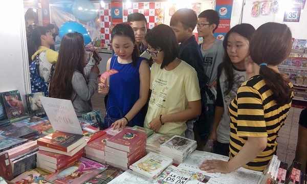 Hàng trăm xuất bản phẩm vi phạm bị xử lý trong năm 2017