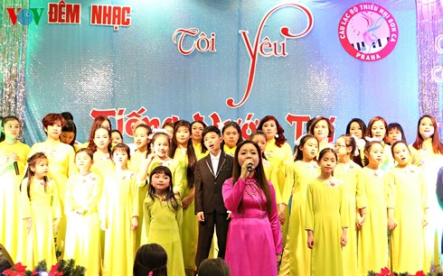 Câu lạc bộ Sơn ca Praha - nơi ươm mầm tài năng âm nhạc Việt