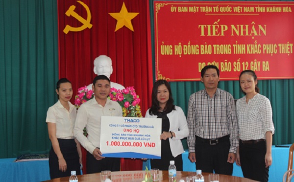THACO ủng hộ đồng bào miền Trung bị ảnh hưởng bởi bão Damrey