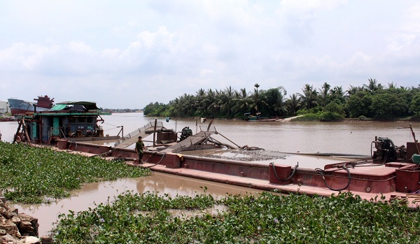 Tăng cường quản lý khai thác, kinh doanh tài nguyên cát, sỏi