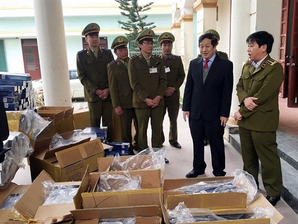 Quảng Bình: Gần 10.000 bao thuốc lá không nguồn gốc bị bắt giữ