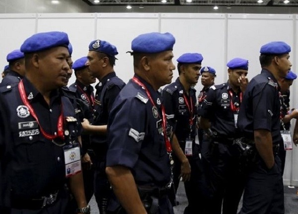 Cảnh sát Malaysia bắt giữ thêm hàng chục nghi can khủng bố - Hình 1