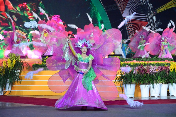 Rực rỡ sắc màu Festival Hoa Đà Lạt lần thứ VII năm 2017 - Hình 8