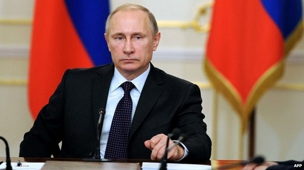 Tổng thống Nga cho phép nối lại các chuyến bay dân sự tới Cairo - Hình 1
