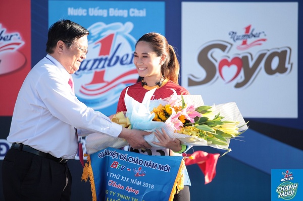 Hàng chục ngàn người tham ngày hội Việt dã Chào năm mới” BTV - Number 1